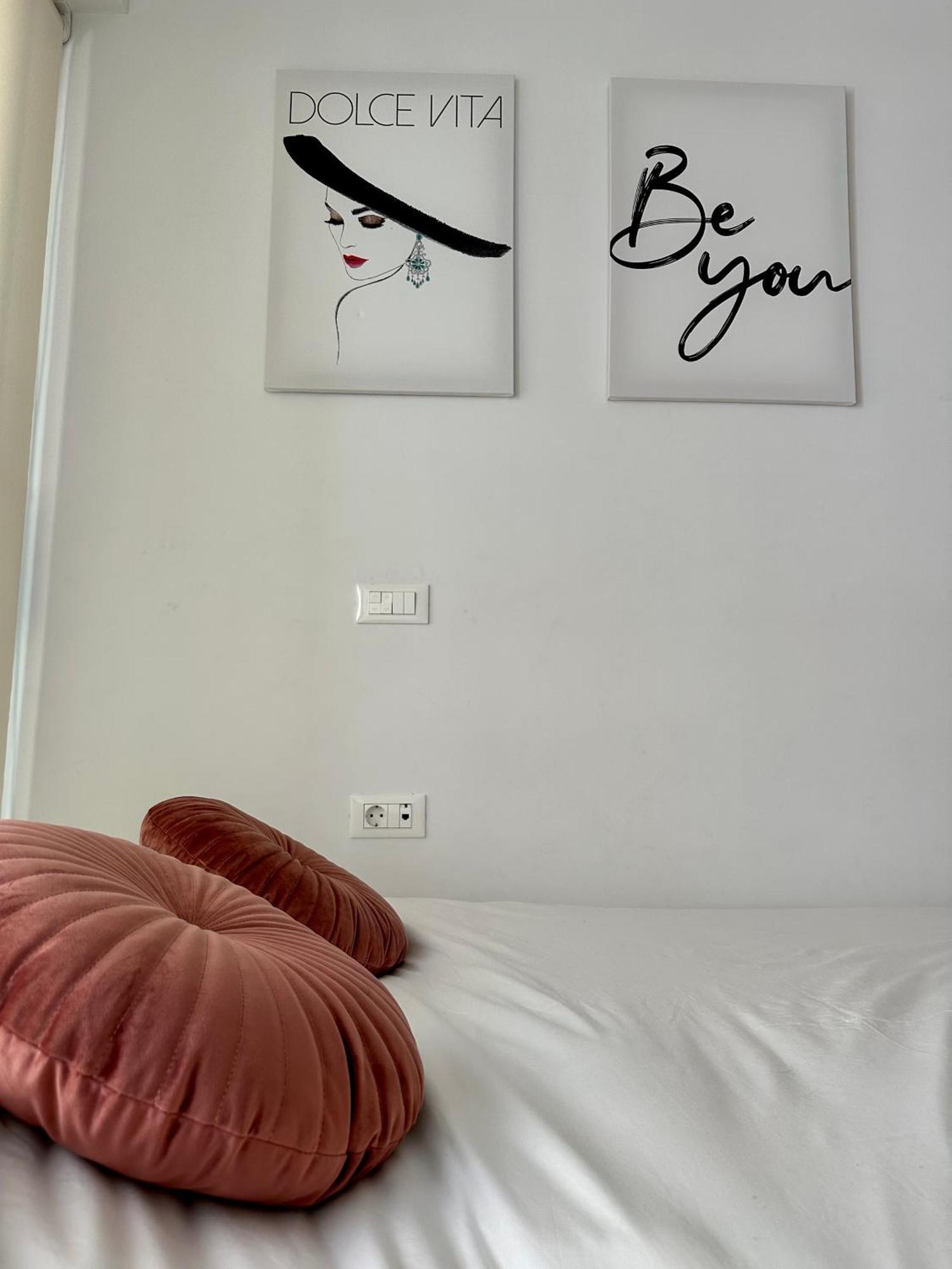 Serena At Athens Riviera Appartement Vári Buitenkant foto